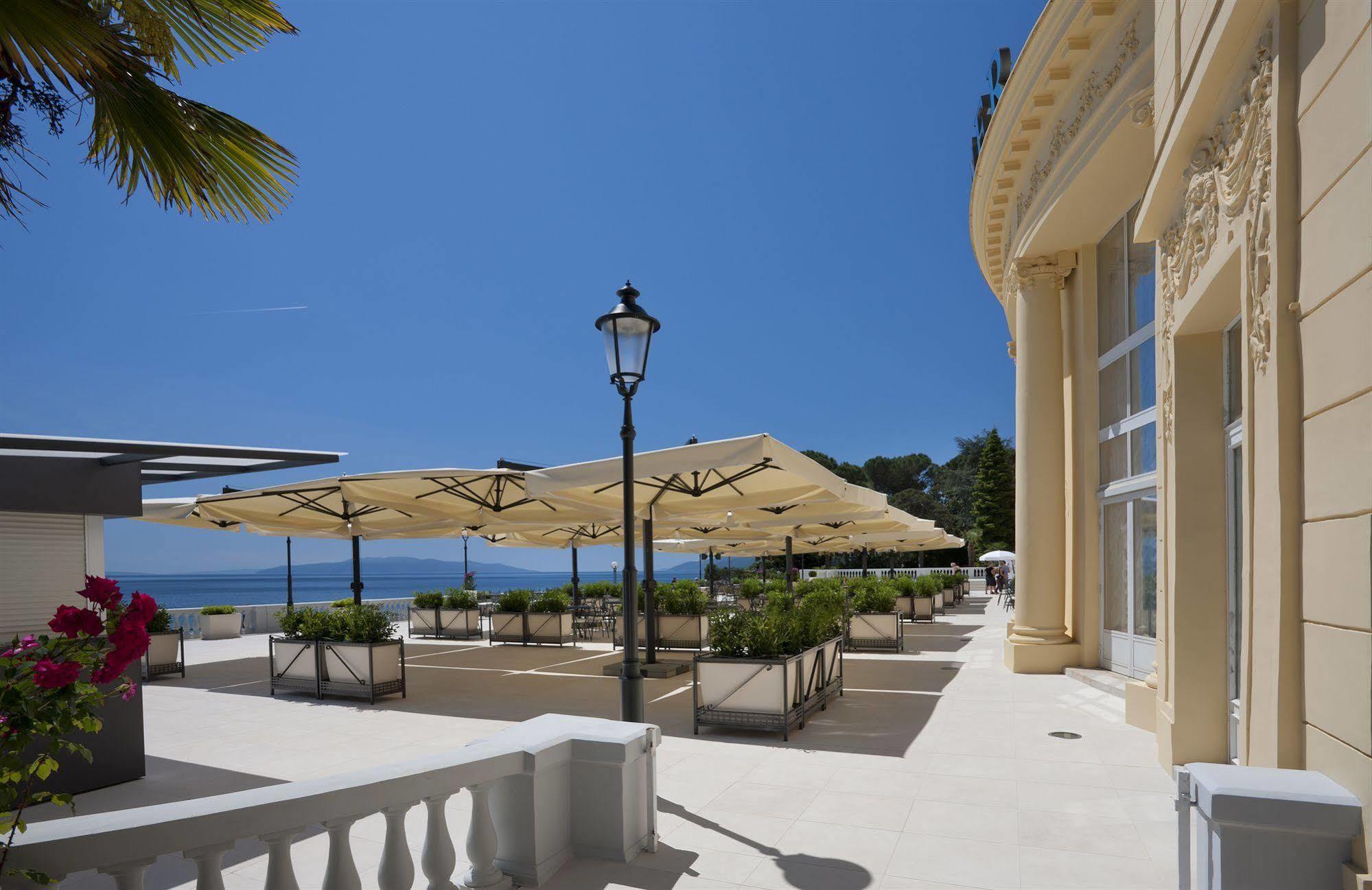 Villa Amalia - Liburnia Abbazia Esterno foto